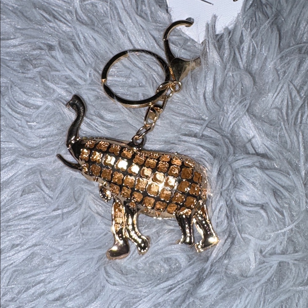 Pink Gold Elephant Rhinestone Keychain - Picture 3 of 4